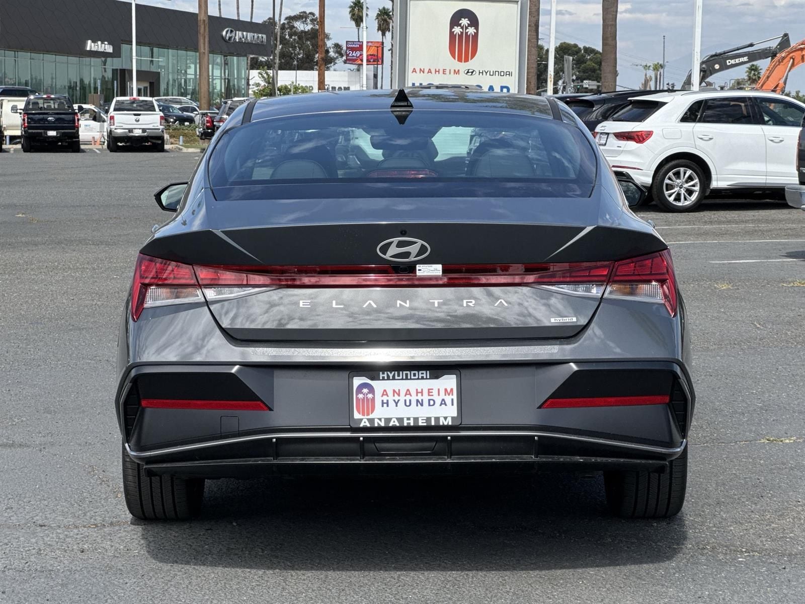 Thumbnail: 2025 Hyundai Elantra - 4