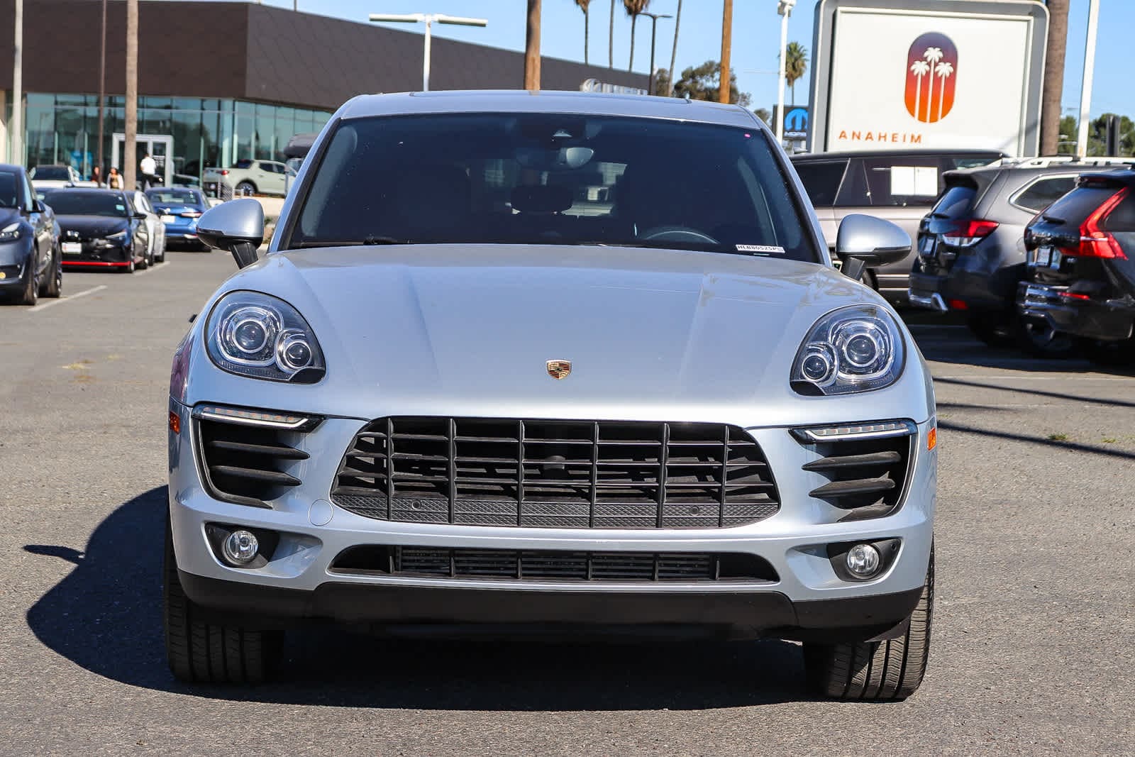 Thumbnail: 2017 Porsche Macan - 2
