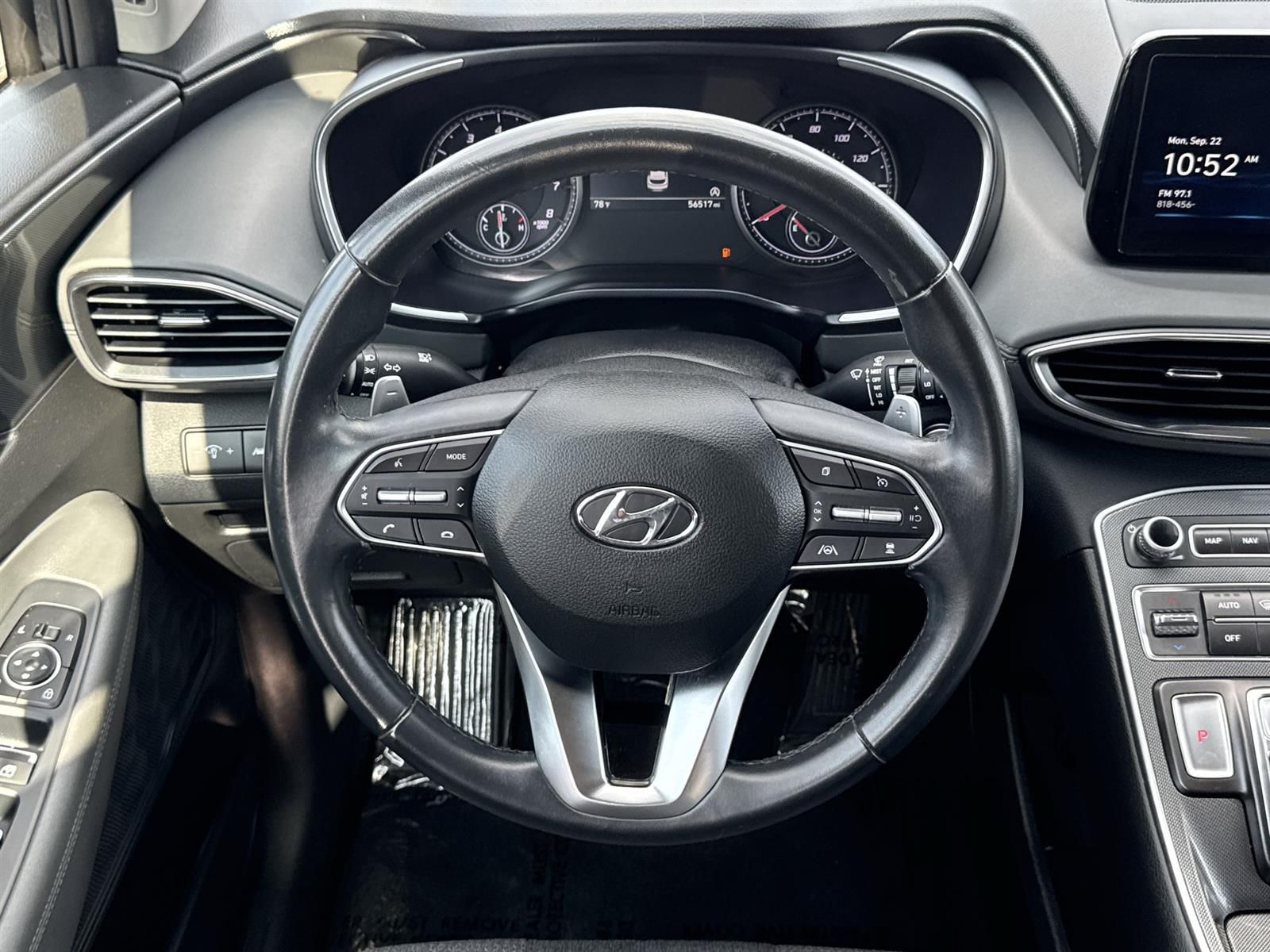Thumbnail: 2023 Hyundai Santa Fe - 9