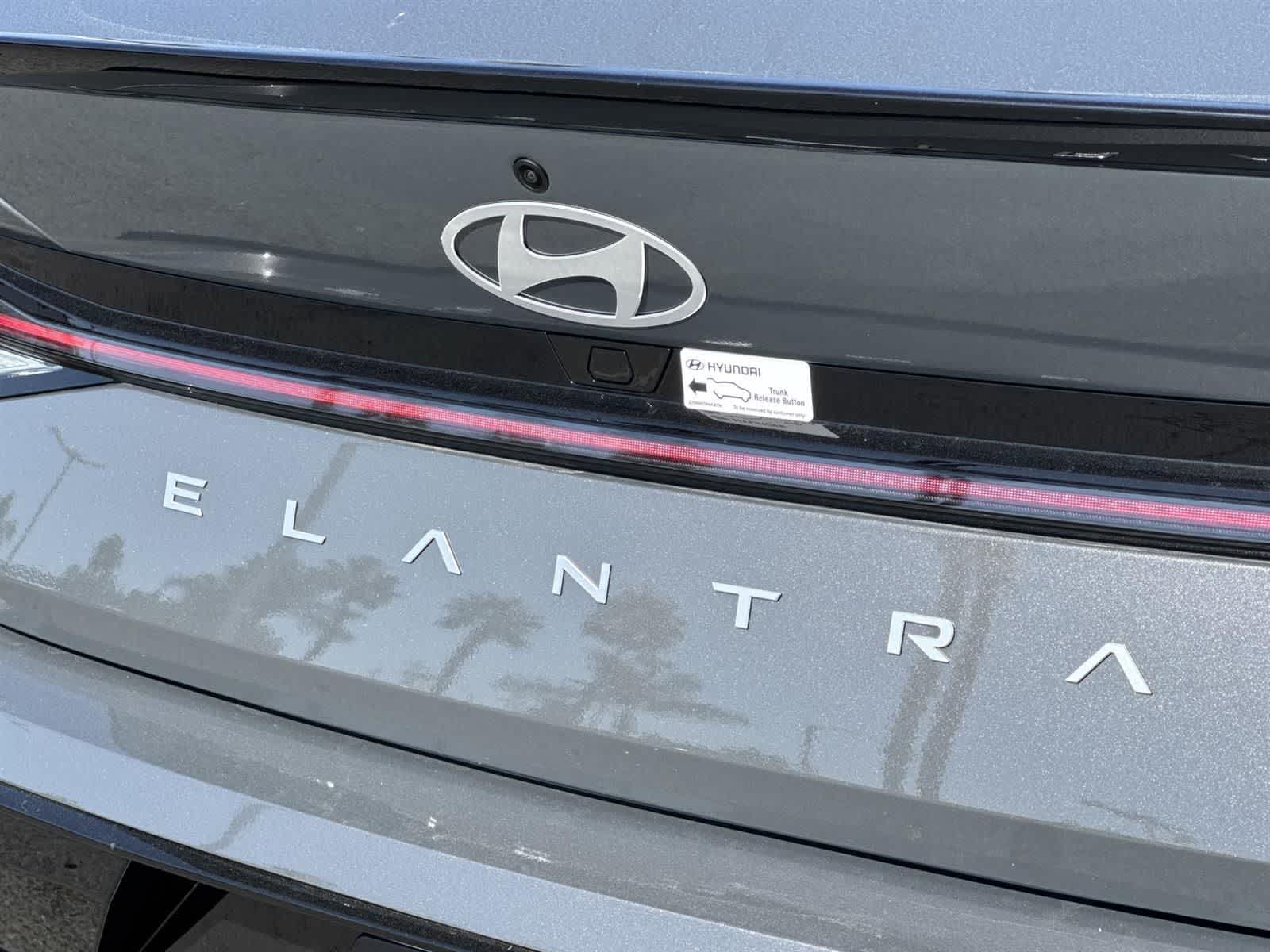 Thumbnail: 2025 Hyundai Elantra - 34