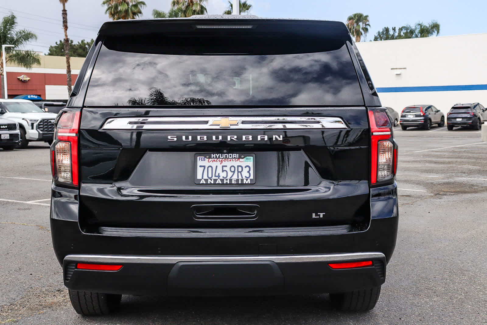 2021 Chevrolet Suburban LT photo 6