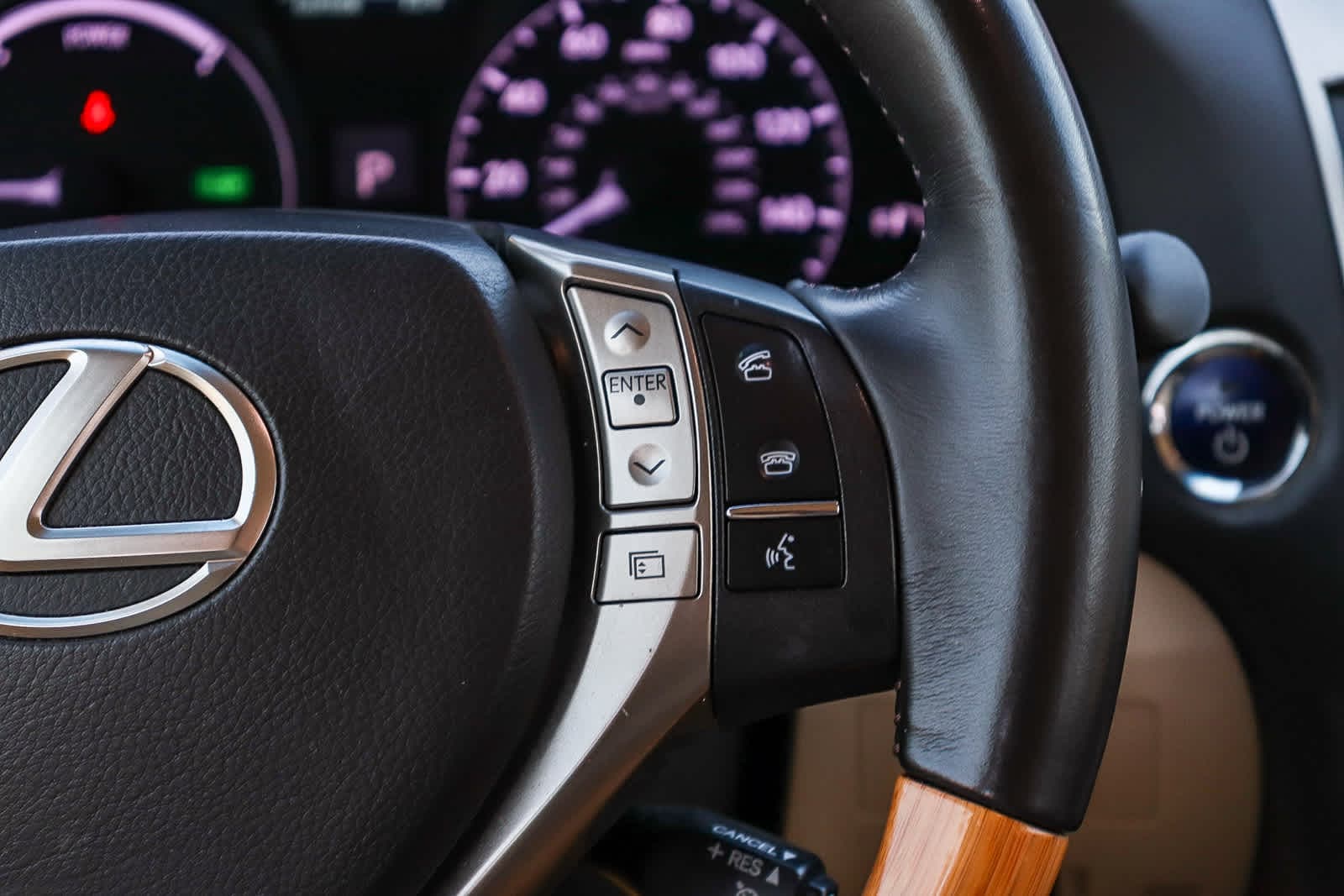 Thumbnail: 2014 Lexus RX - 18