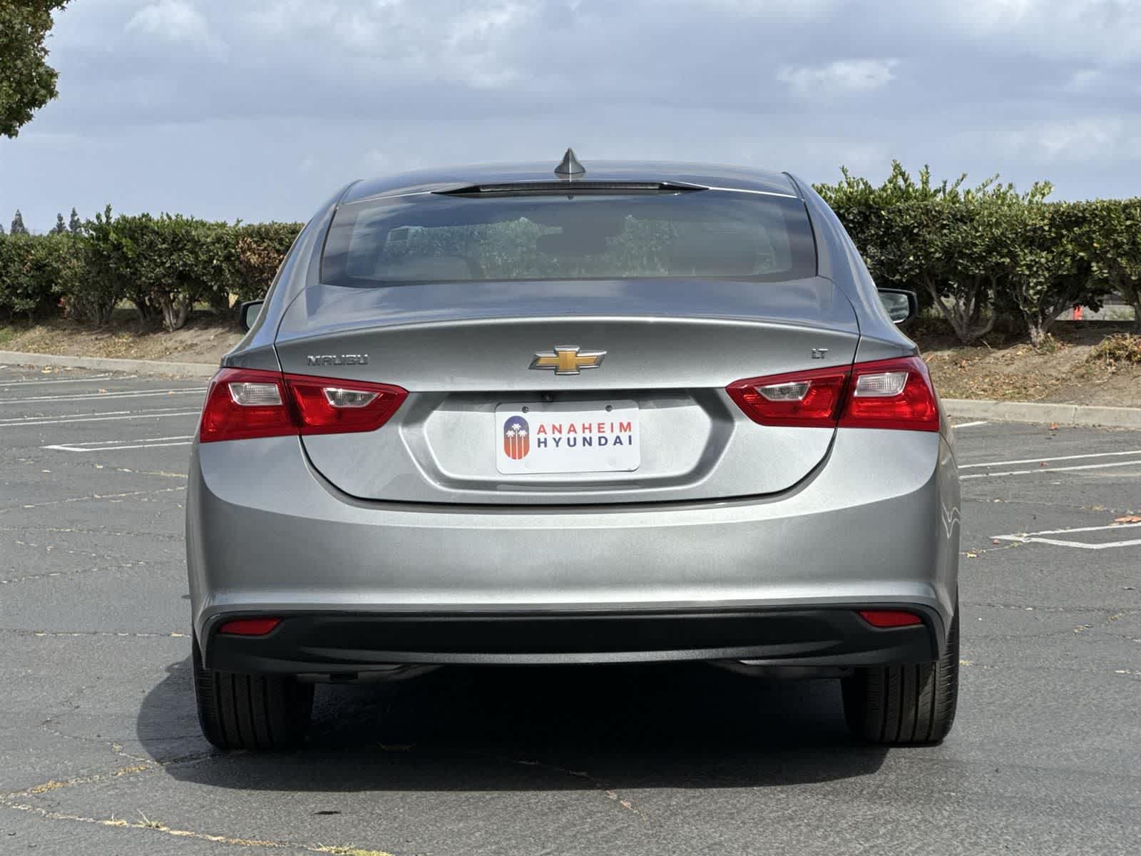 Thumbnail: 2023 Chevrolet Malibu - 4