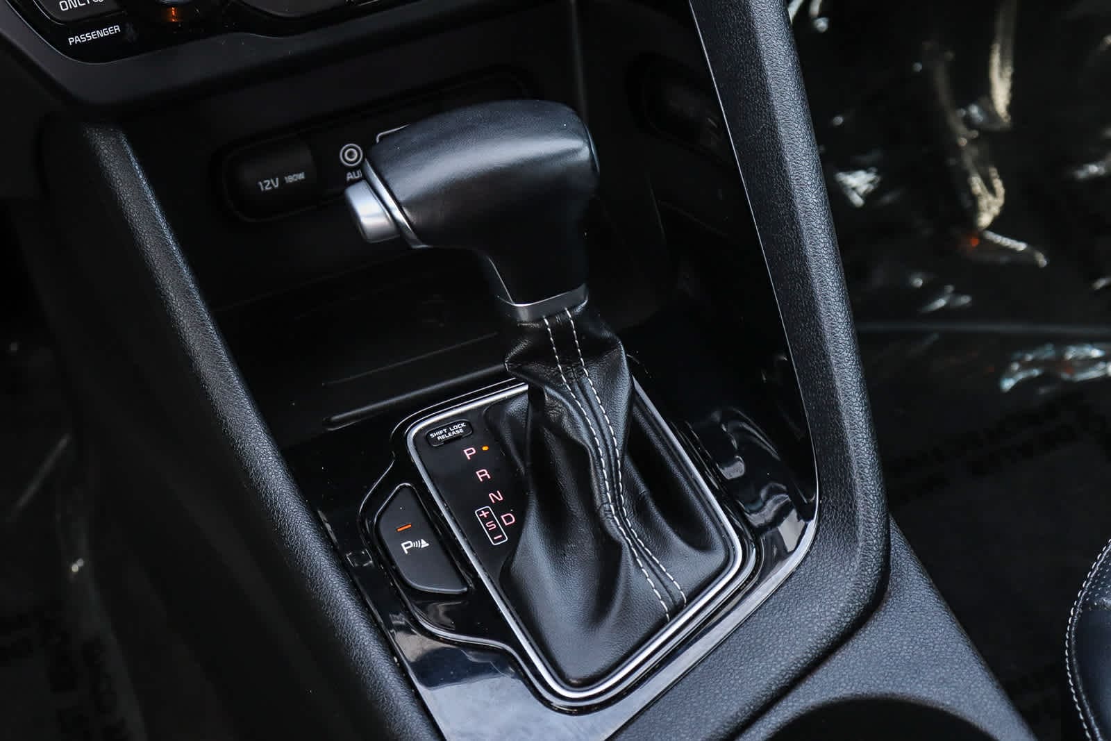 Thumbnail: 2017 Kia Niro - 20