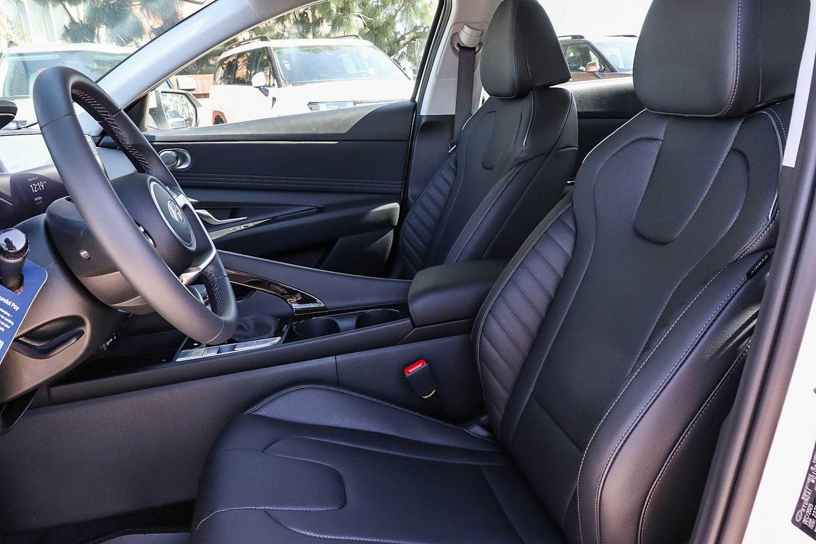 Thumbnail: 2026 Hyundai Elantra - 22