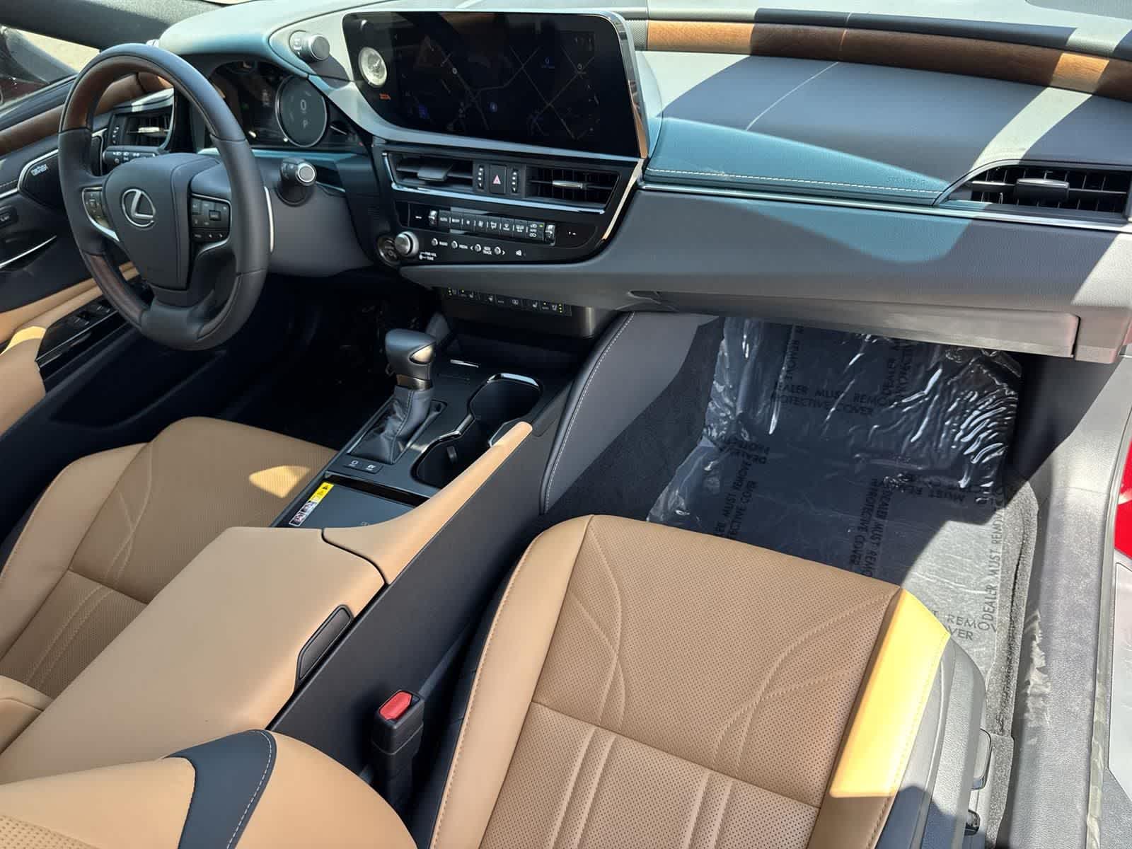 Thumbnail: 2025 Lexus ES - 40