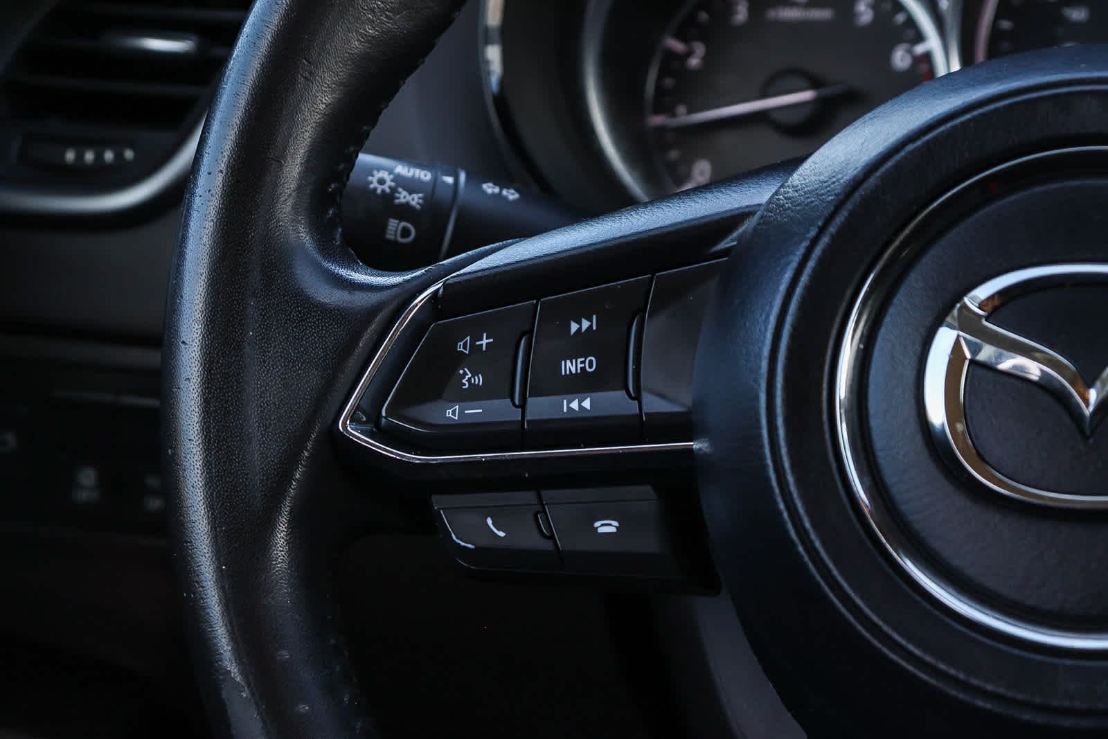 Thumbnail: 2018 Mazda CX-9 - 18