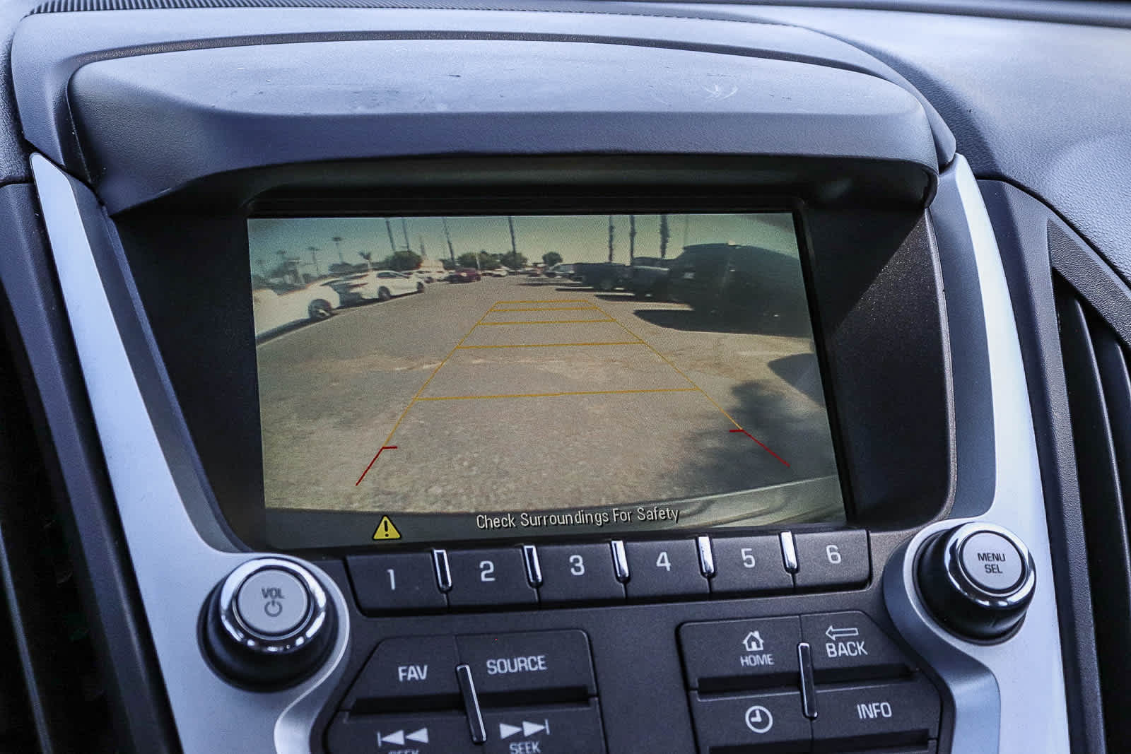 Thumbnail: 2017 Chevrolet Equinox - 30