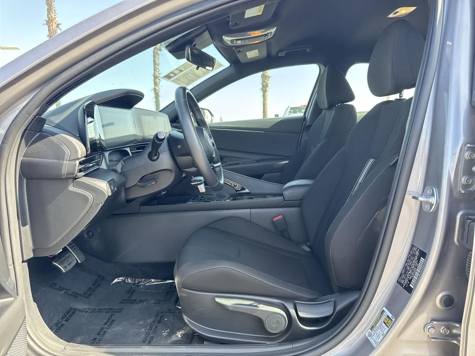 Thumbnail: 2025 Hyundai Elantra - 21