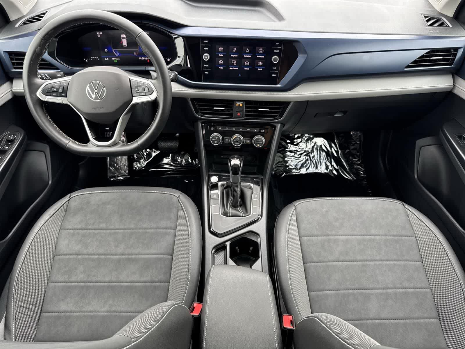 Thumbnail: 2024 Volkswagen Taos - 9