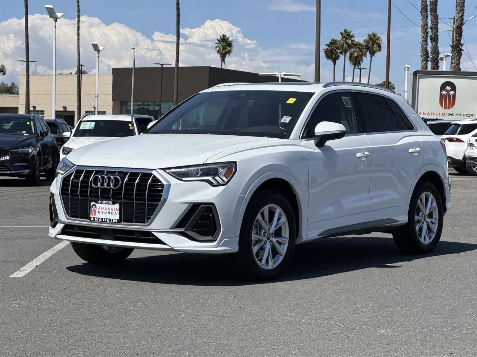 Thumbnail: 2024 Audi Q3 - 6