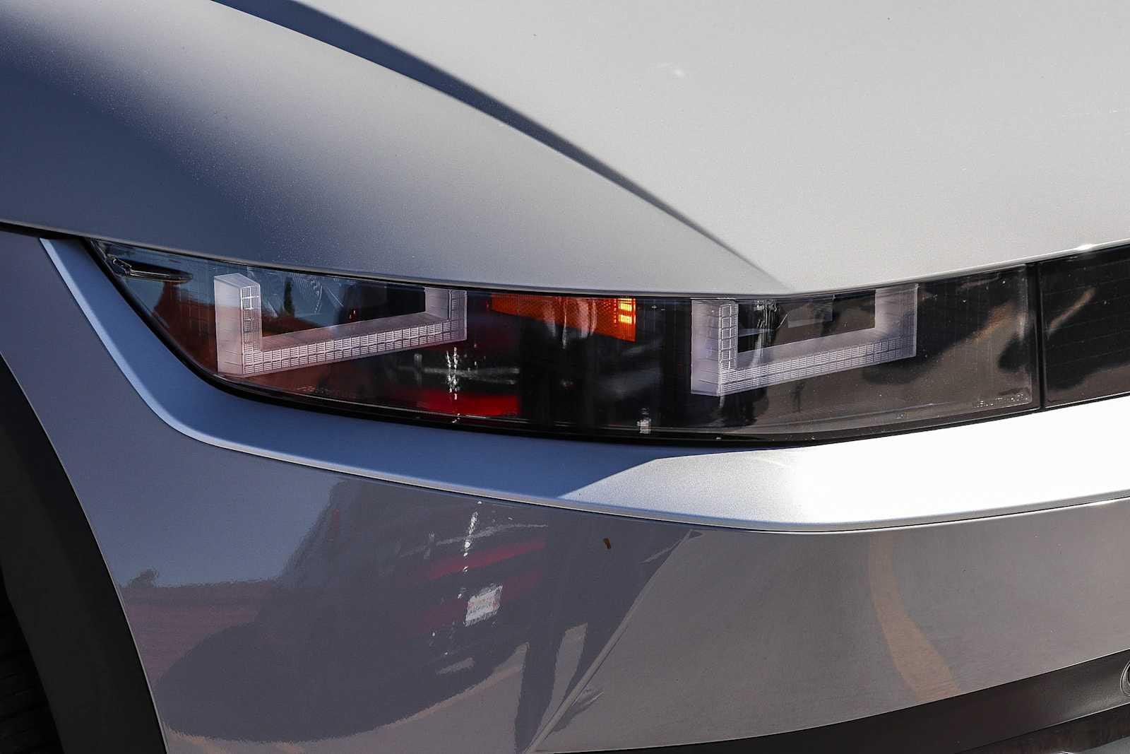 Thumbnail: 2026 Hyundai Ioniq 5 - 4