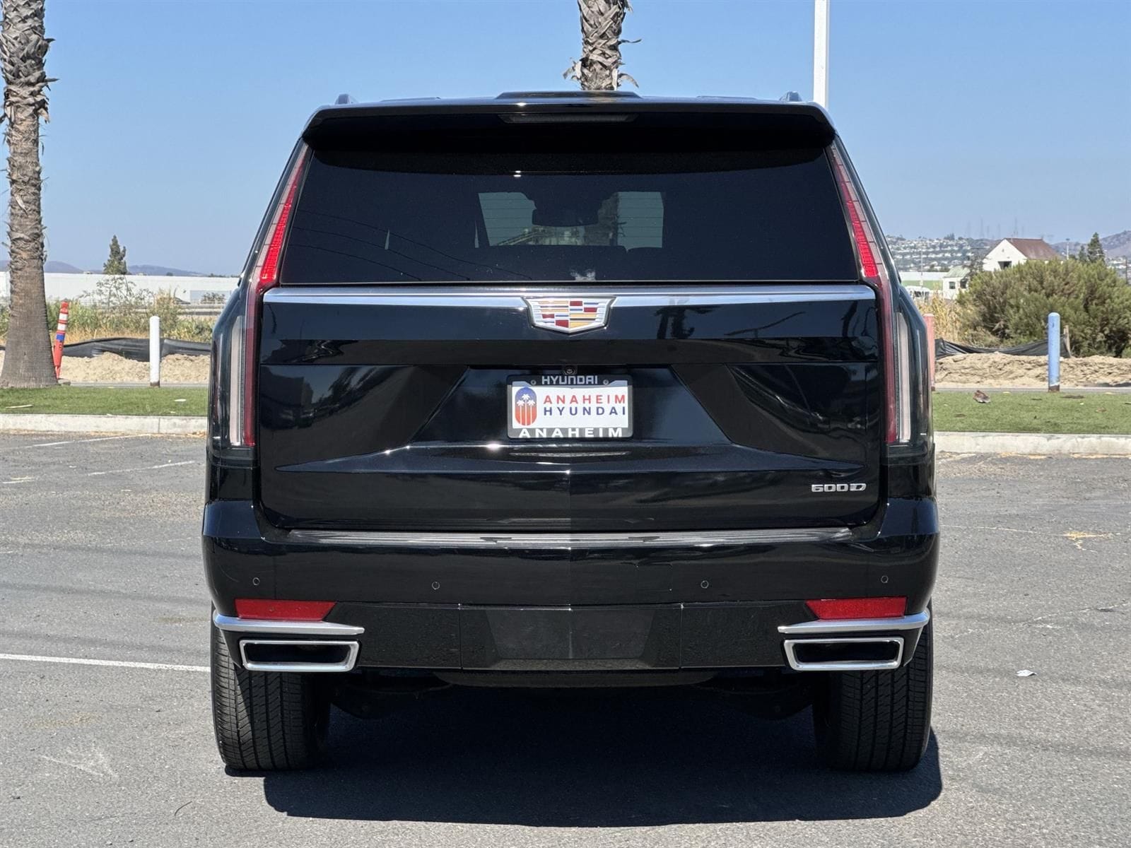 Thumbnail: 2023 Cadillac Escalade - 4
