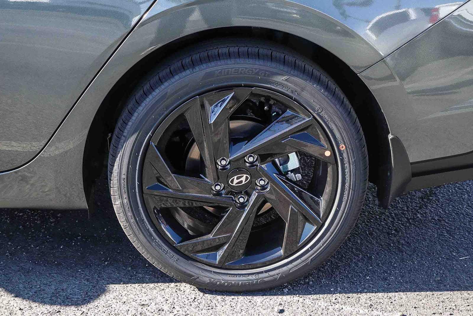 Thumbnail: 2026 Hyundai Elantra - 11