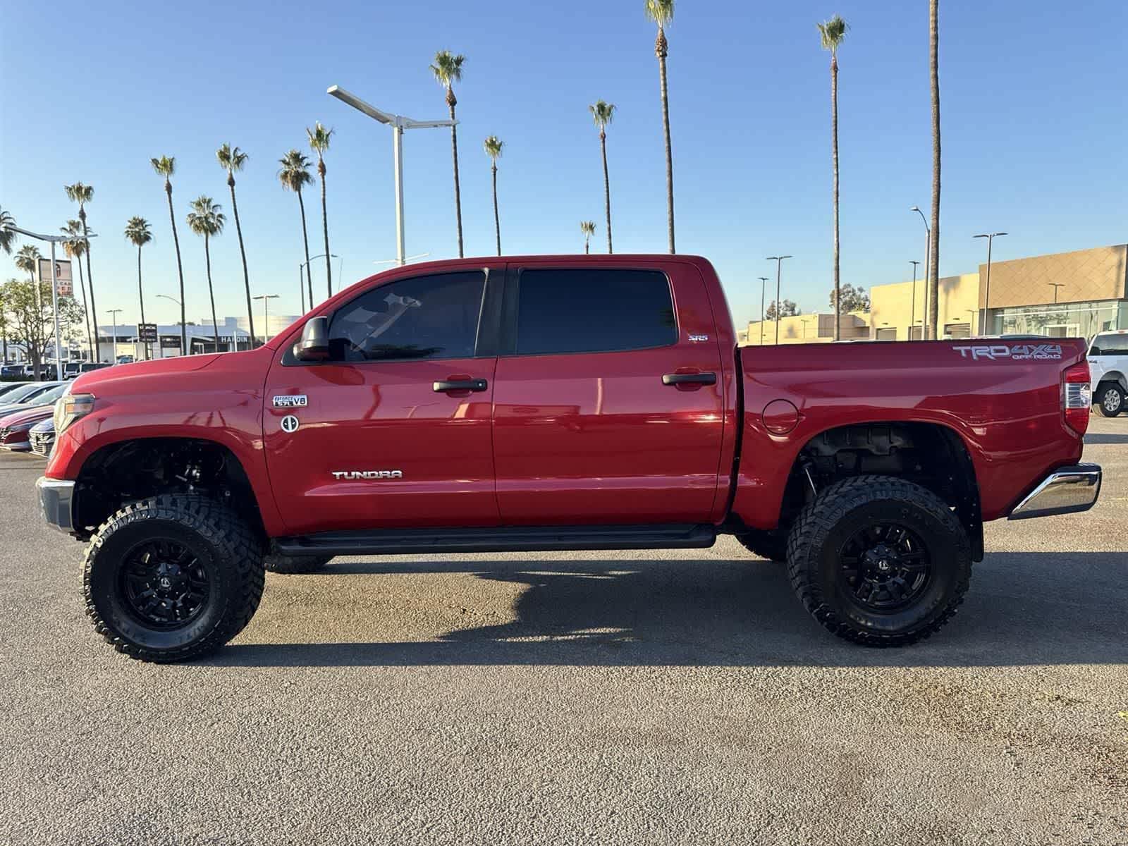 Thumbnail: 2019 Toyota Tundra - 3