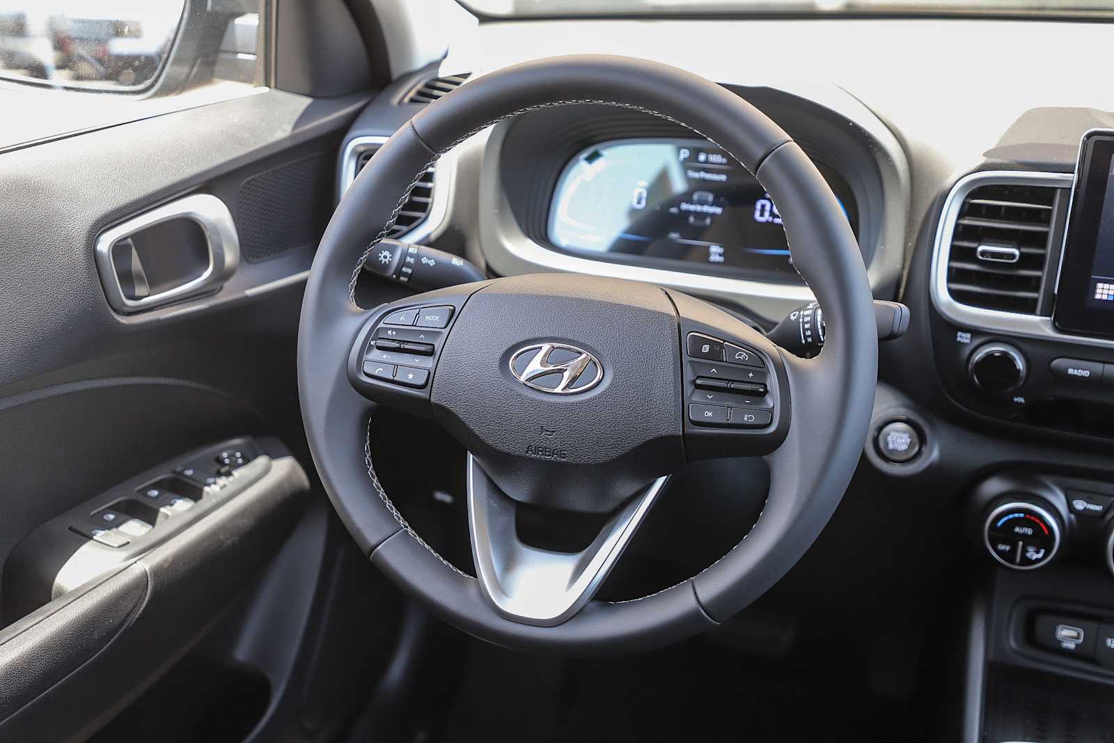 Thumbnail: 2026 Hyundai Venue - 21