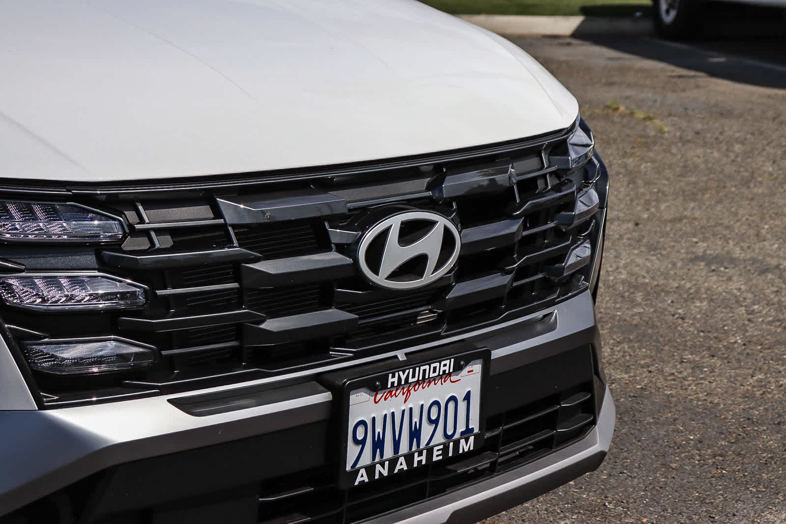 2025 Hyundai Tucson SE photo 4