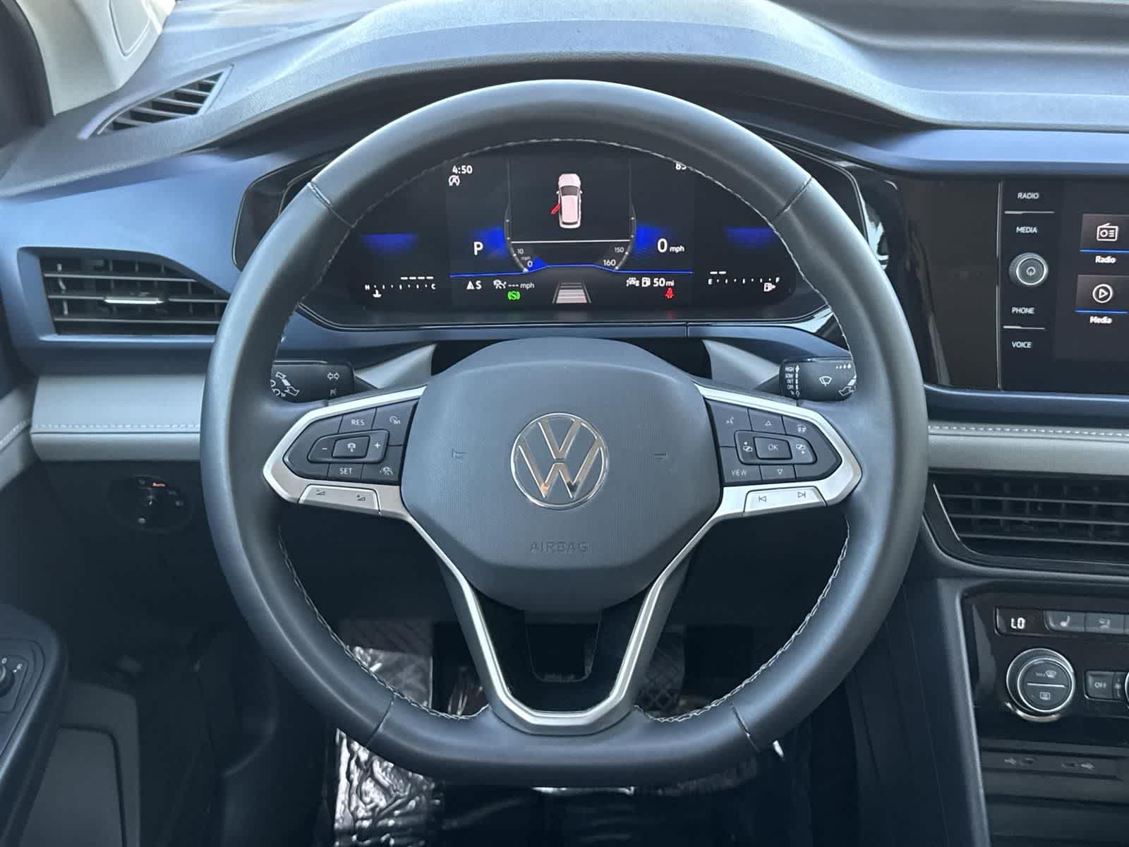 Thumbnail: 2024 Volkswagen Taos - 9