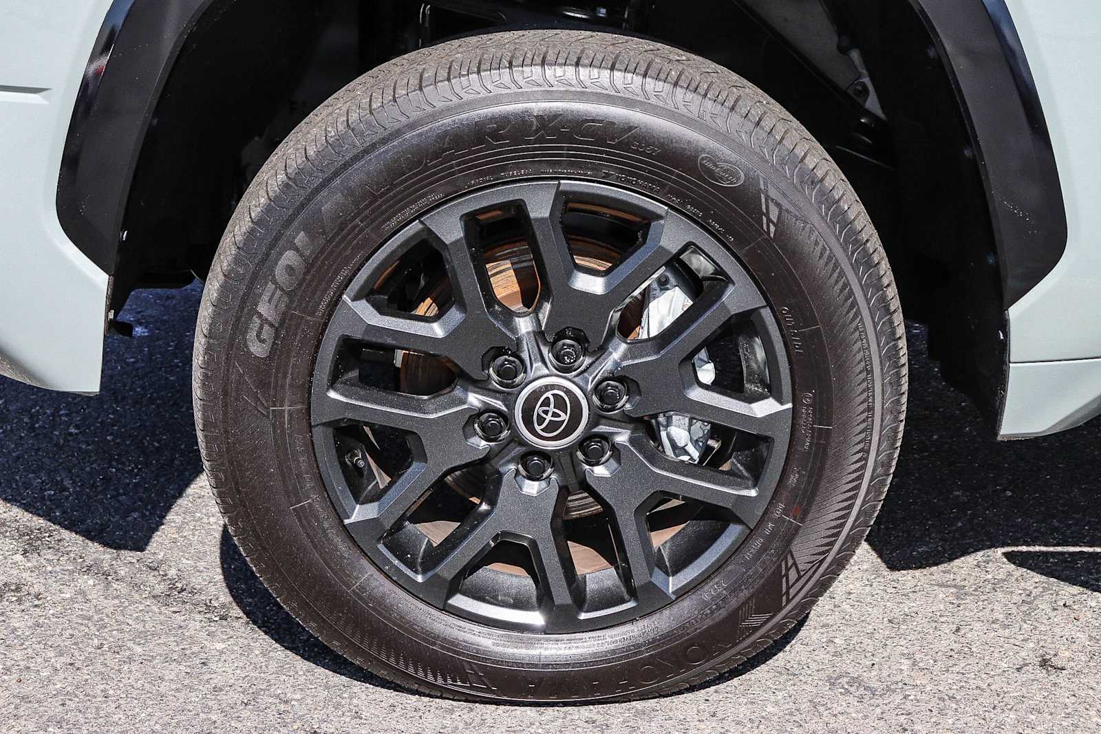 Thumbnail: 2024 Toyota Tundra - 14