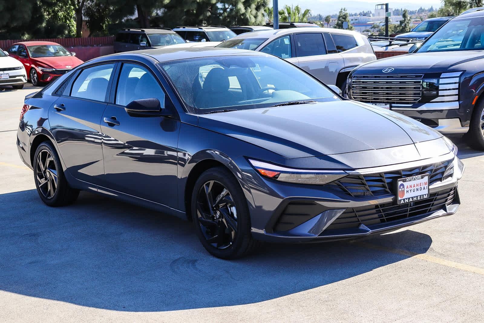 Thumbnail: 2026 Hyundai Elantra - 3