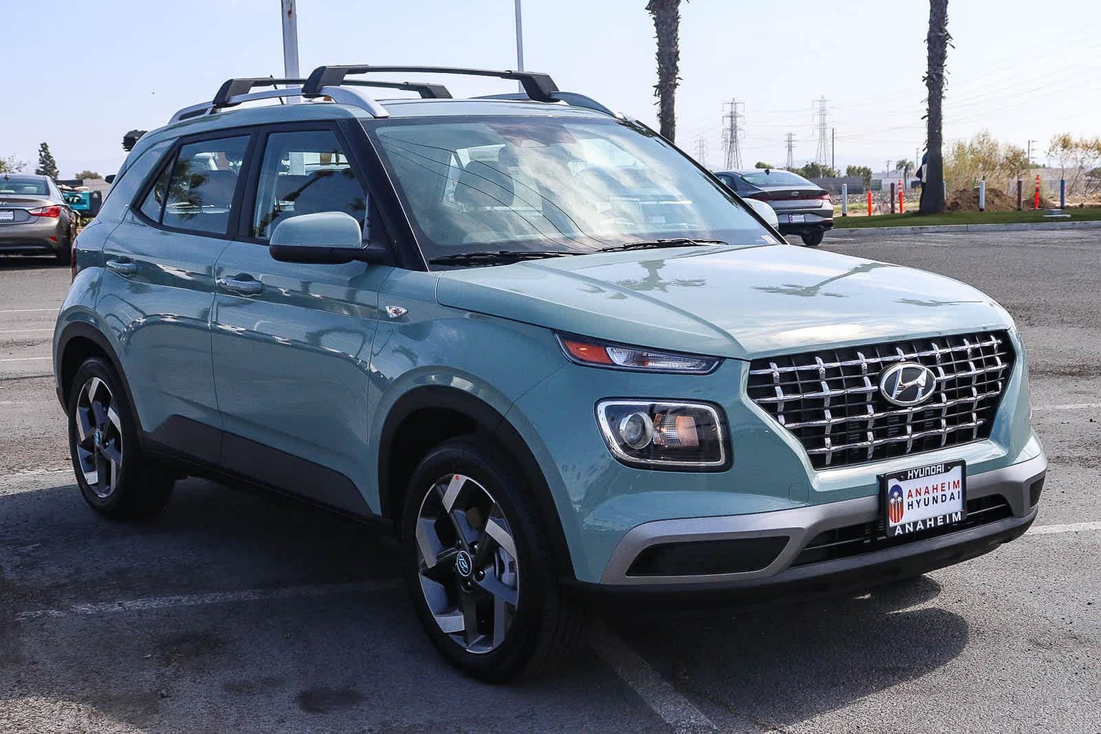 Thumbnail: 2026 Hyundai Venue - 3