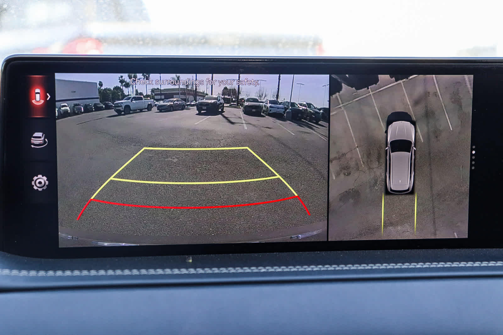 Thumbnail: 2021 Genesis GV80 - 26