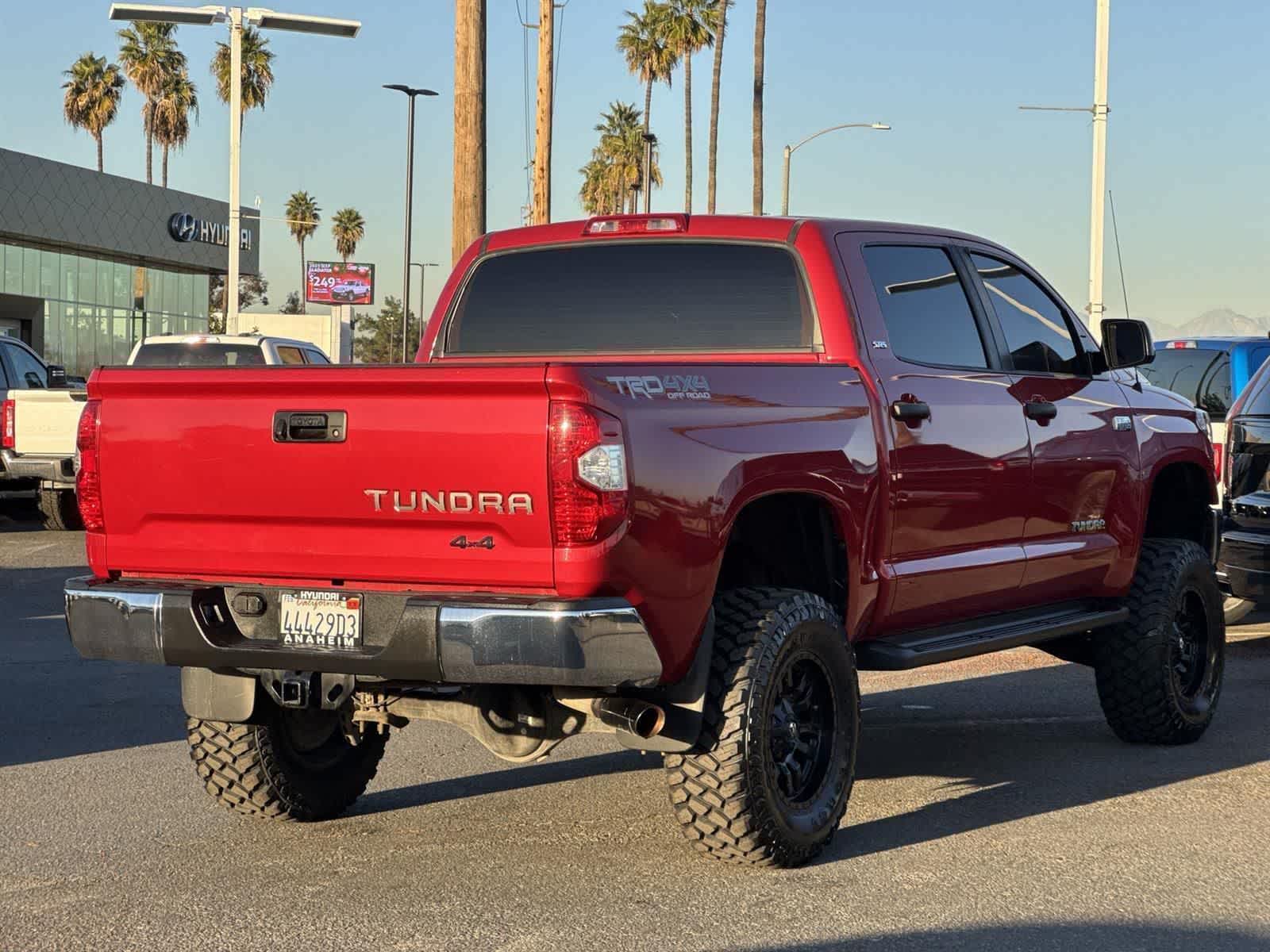 Thumbnail: 2019 Toyota Tundra - 6