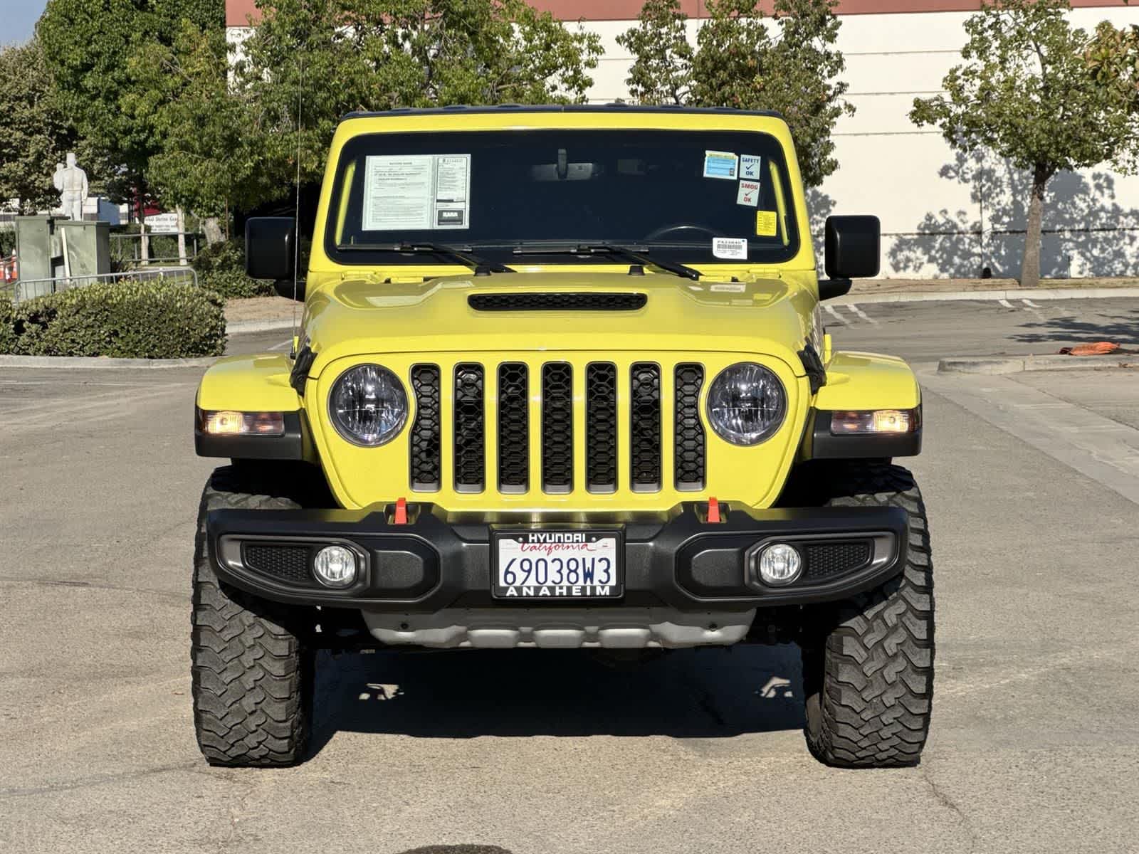 2023 Jeep Gladiator Mojave photo 2