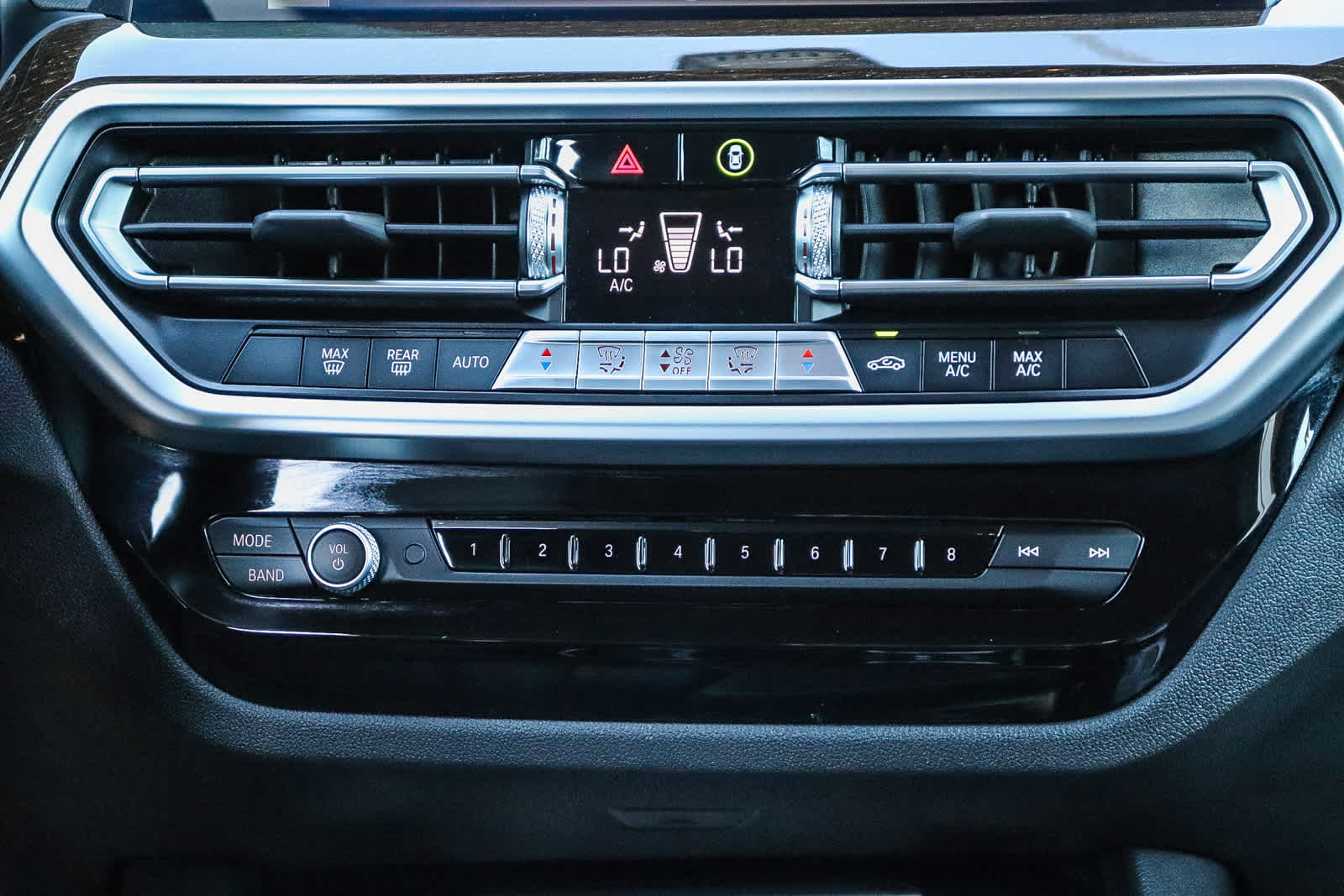 Thumbnail: 2023 BMW X3 - 16