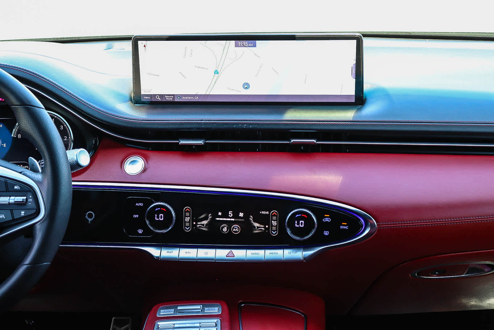 Thumbnail: 2023 Genesis GV70 - 14