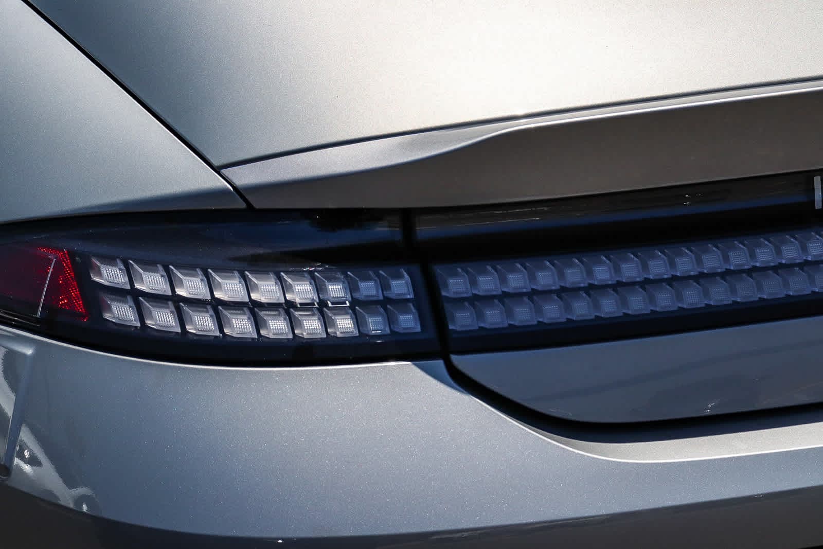 Thumbnail: 2024 Hyundai Ioniq 6 - 10