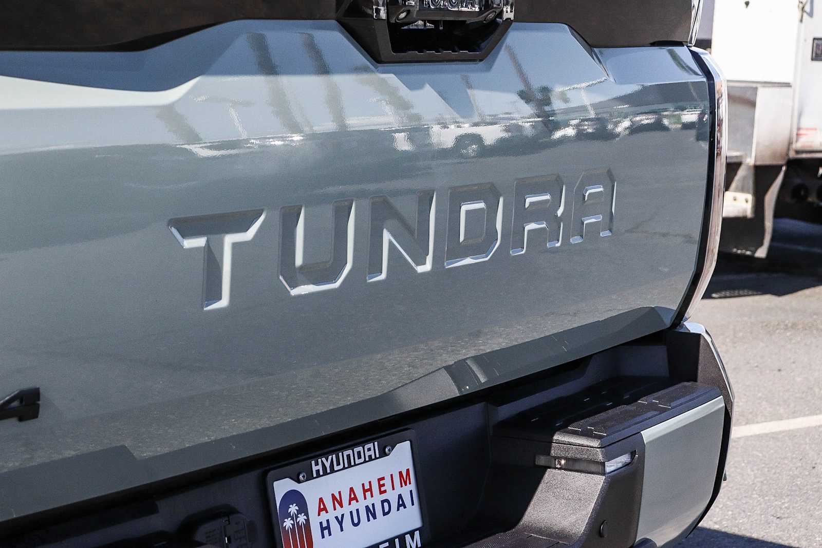 Thumbnail: 2024 Toyota Tundra - 10