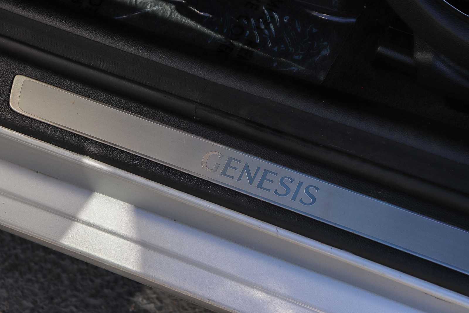 Thumbnail: 2016 Hyundai Genesis - 23