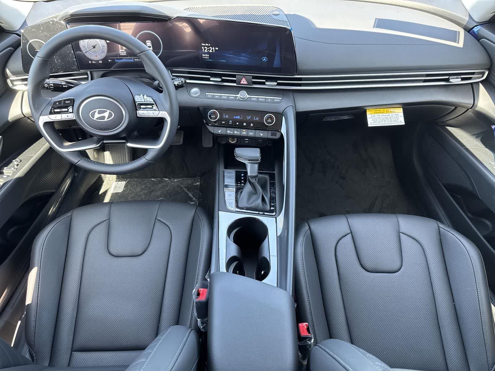 Thumbnail: 2025 Hyundai Elantra - 9