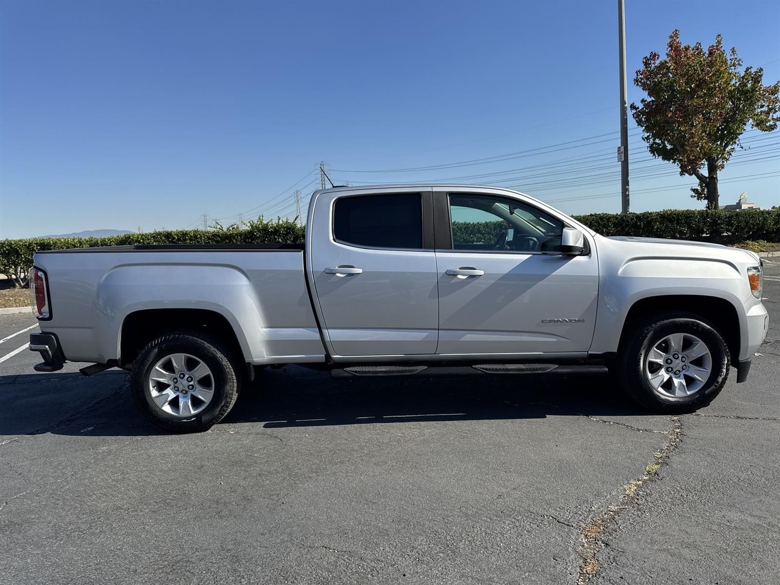 Thumbnail: 2018 GMC Canyon - 3