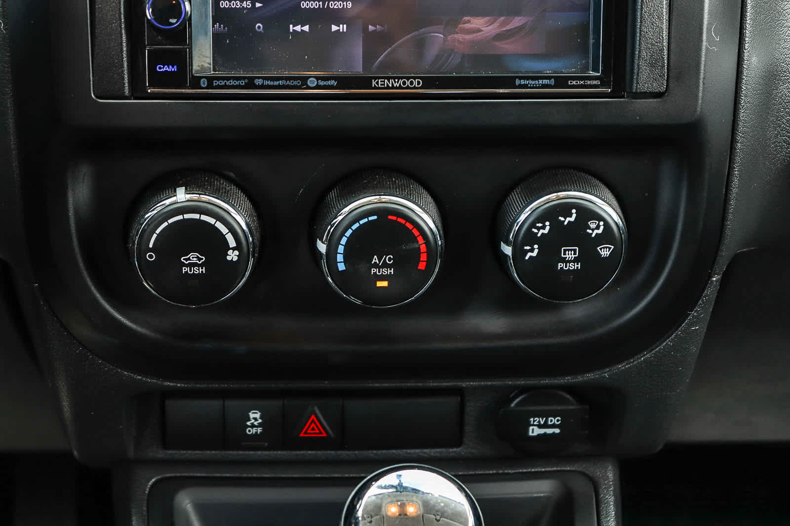 Thumbnail: 2014 Jeep Compass - 16