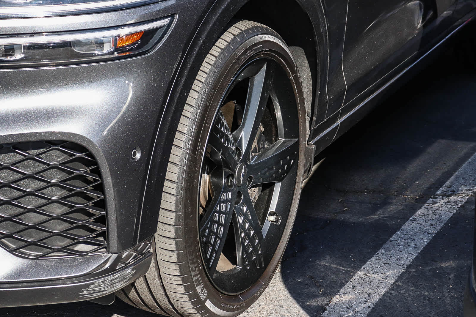 Thumbnail: 2023 Genesis GV70 - 4