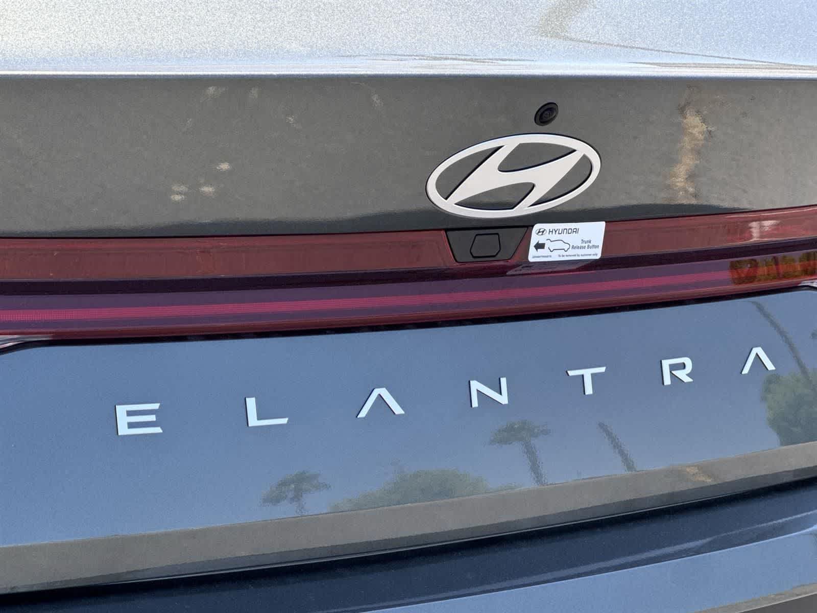 Thumbnail: 2025 Hyundai Elantra - 7
