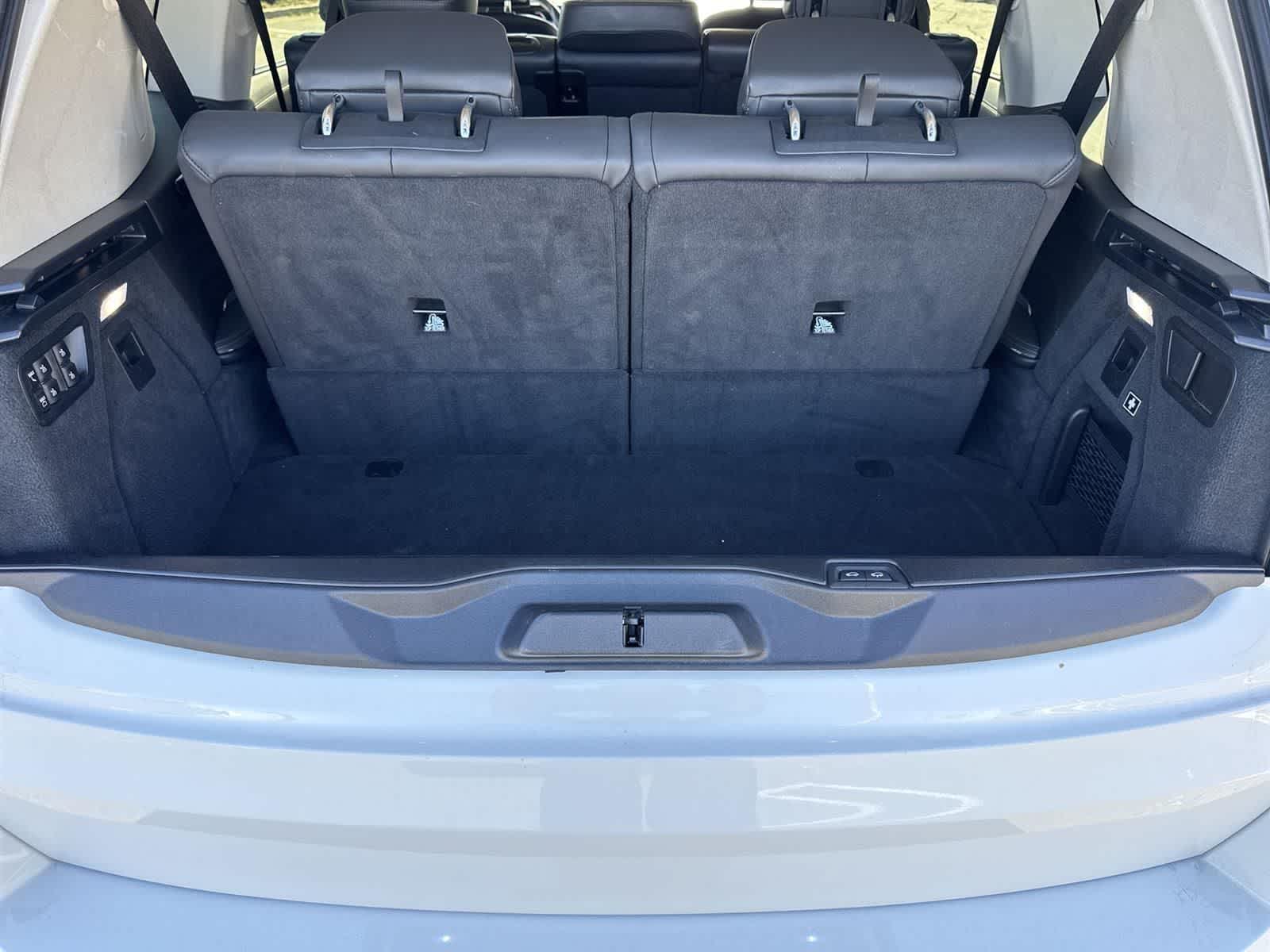 Thumbnail: 2023 BMW X7 - 36