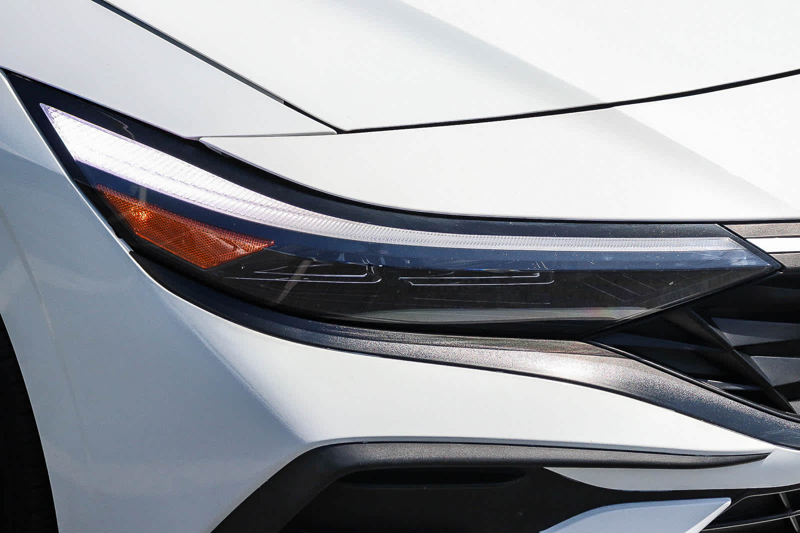 Thumbnail: 2024 Hyundai Elantra - 4