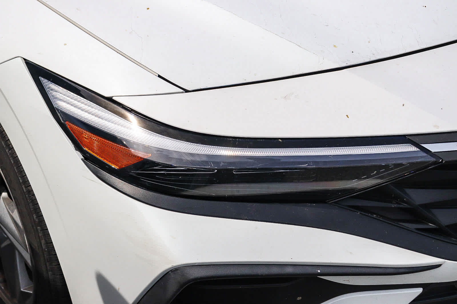 2024 Hyundai Elantra SE photo 3