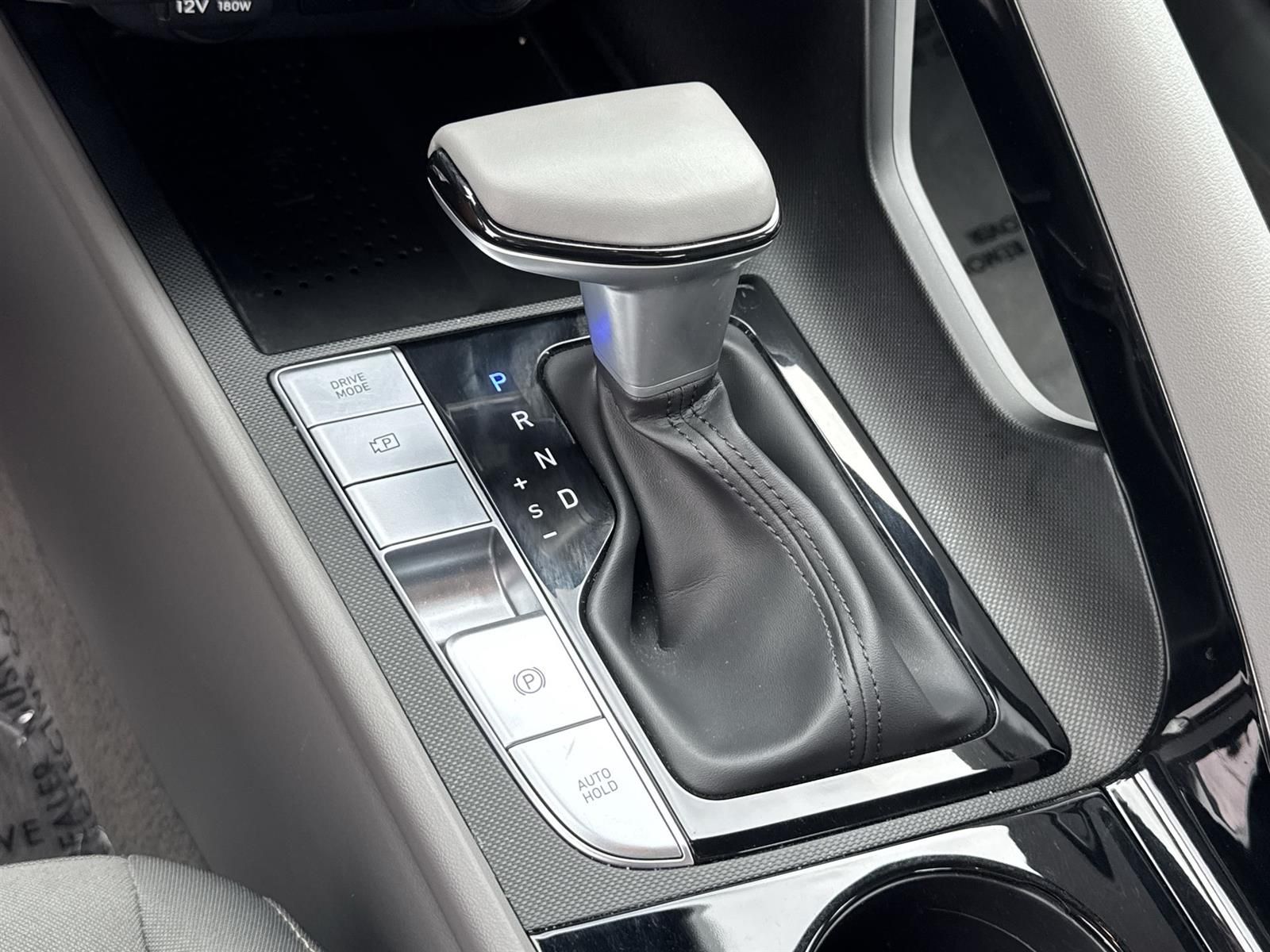 Thumbnail: 2023 Hyundai Elantra - 14