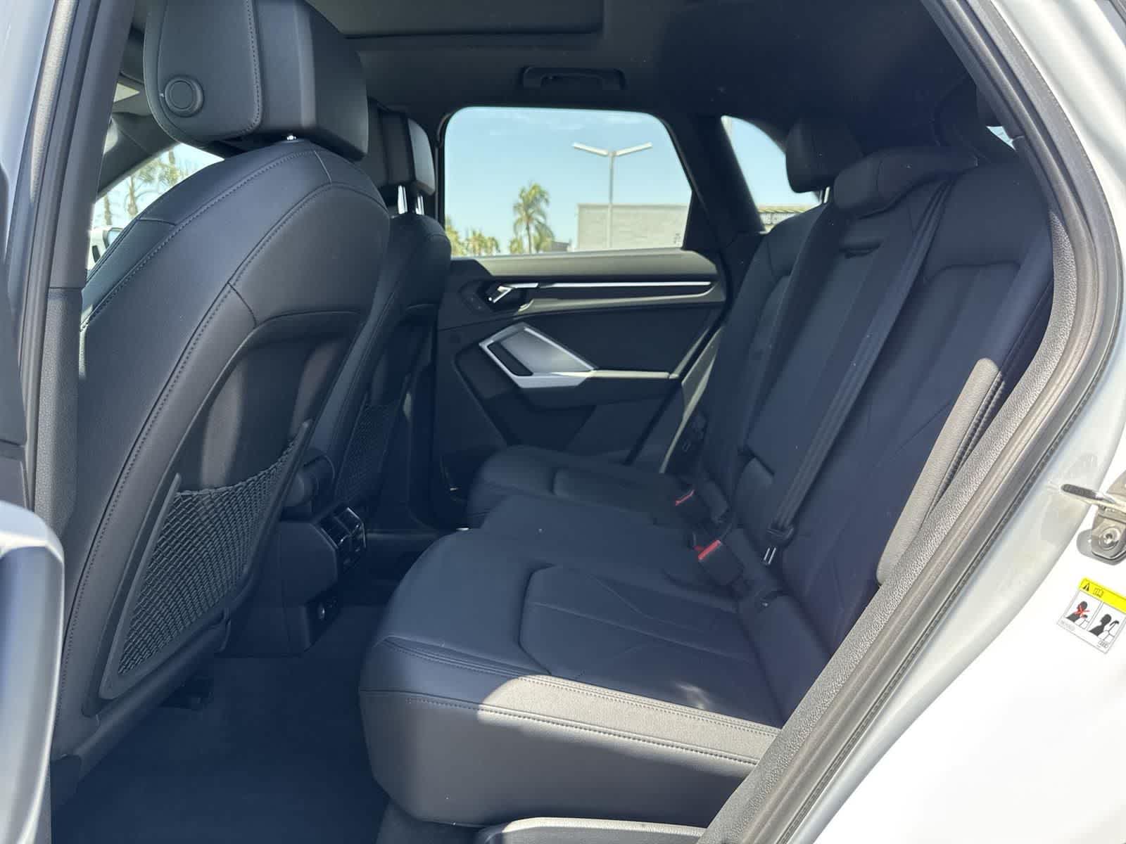 Thumbnail: 2024 Audi Q3 - 26