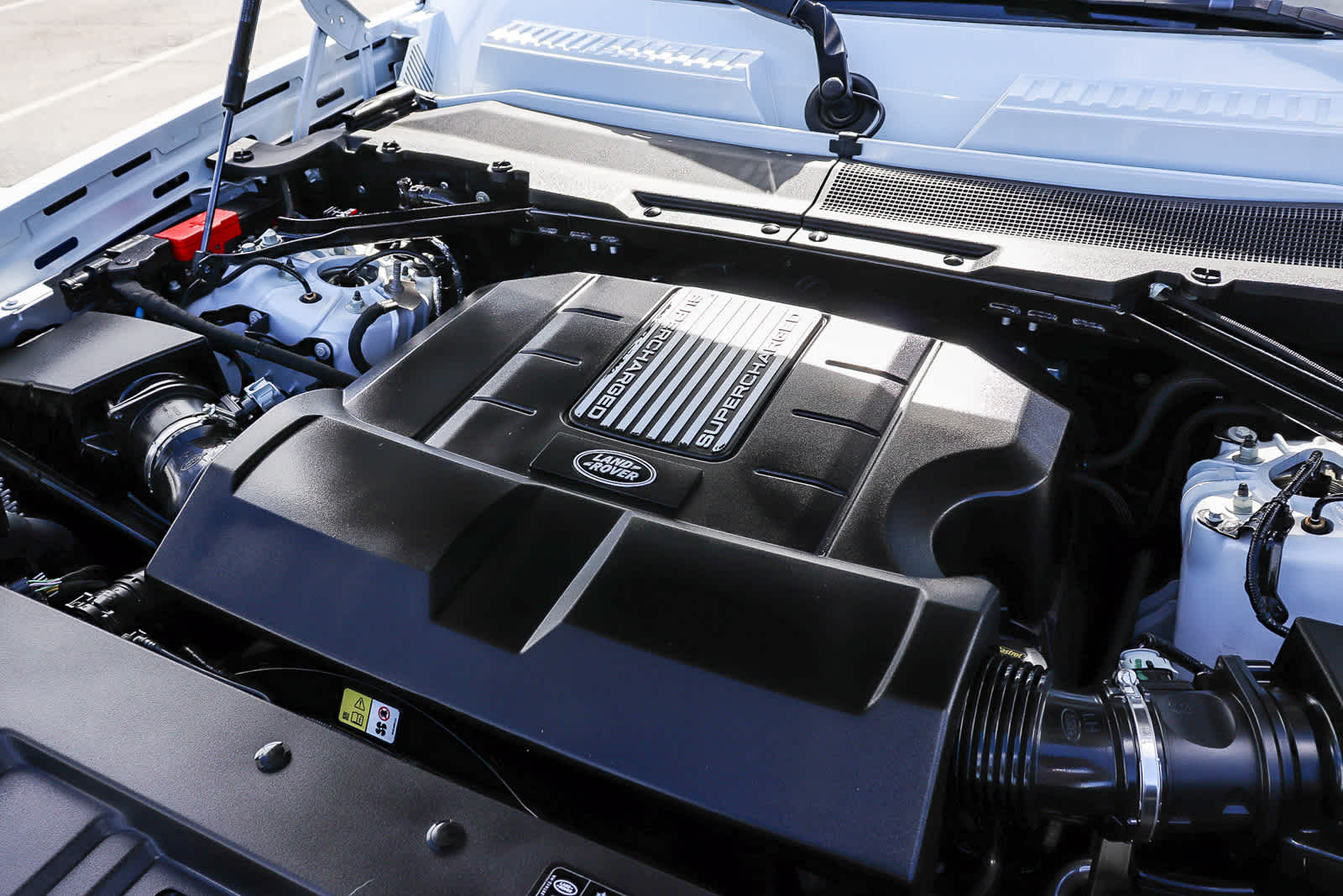 Thumbnail: 2023 Land Rover Defender - 34