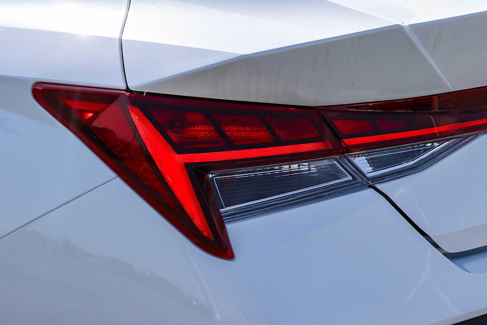 Thumbnail: 2025 Hyundai Elantra - 9