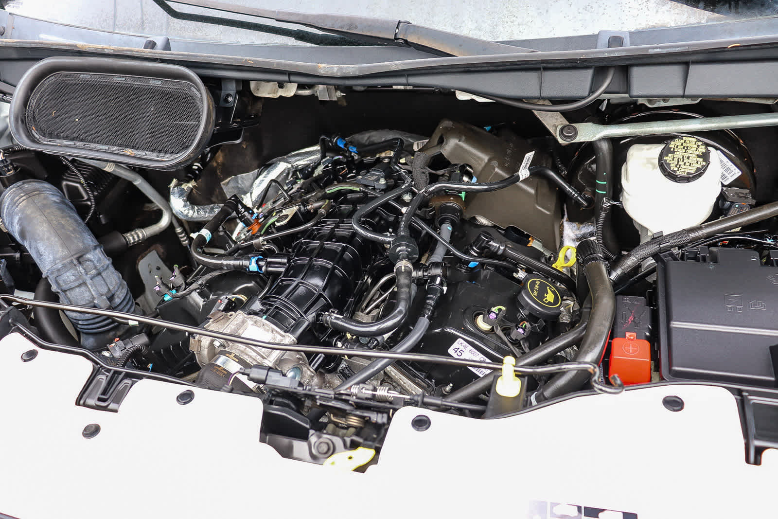 Thumbnail: 2022 Ford Transit Series - 28