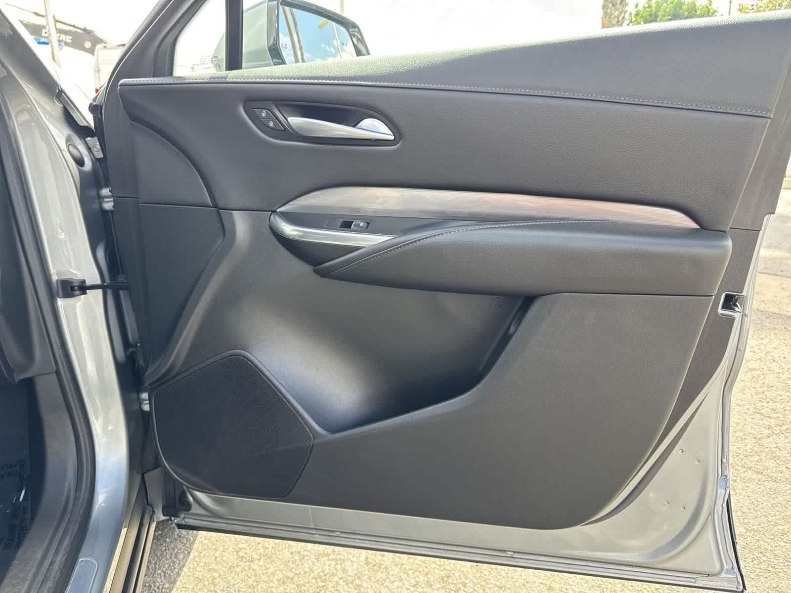 Thumbnail: 2024 Cadillac XT4 - 36