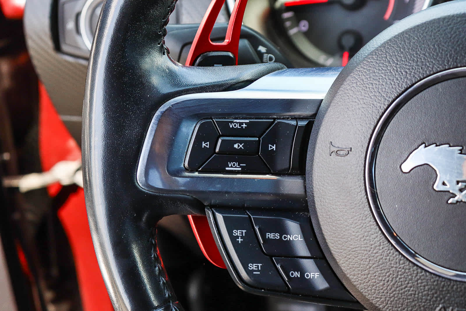 Thumbnail: 2018 Ford Mustang - 18