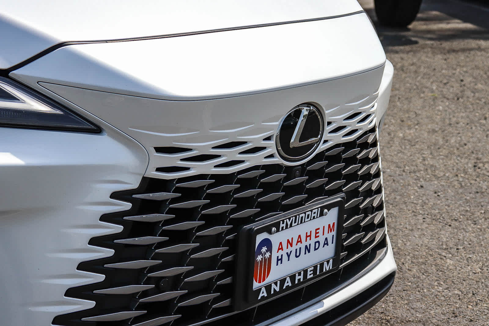 2023 LEXUS RX 350 Premium Plus photo 4