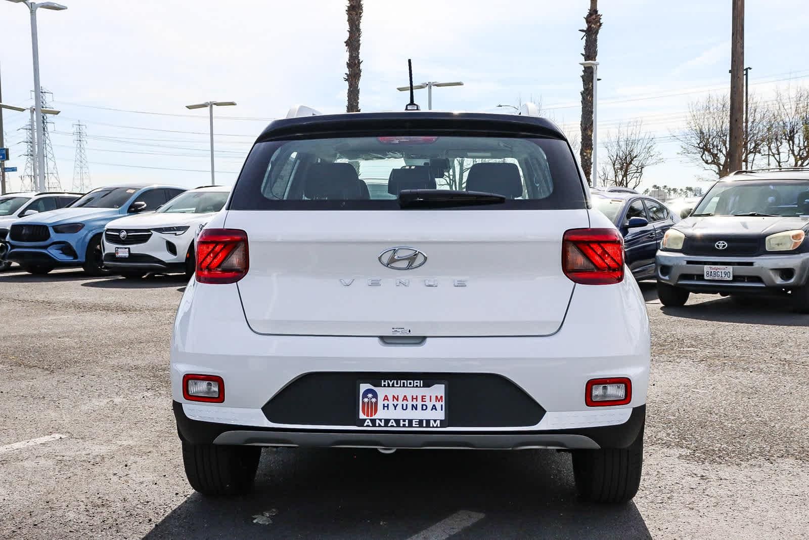 Thumbnail: 2026 Hyundai Venue - 9